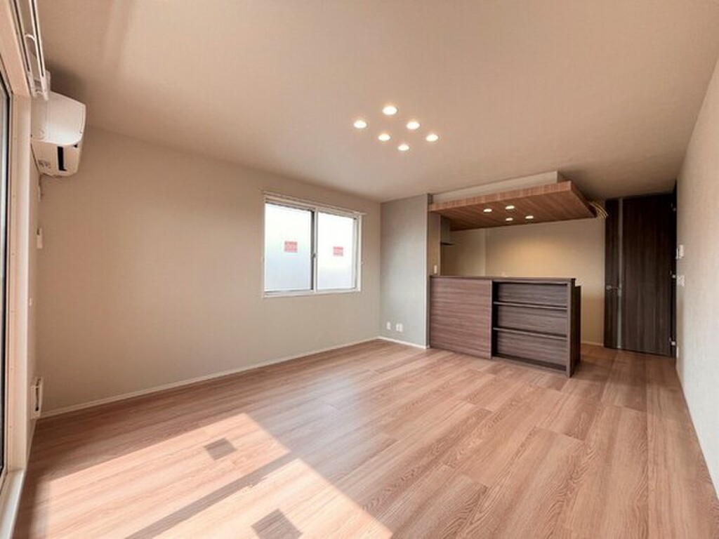 (2/22) 居室・リビング (2/22) 居室・リビング