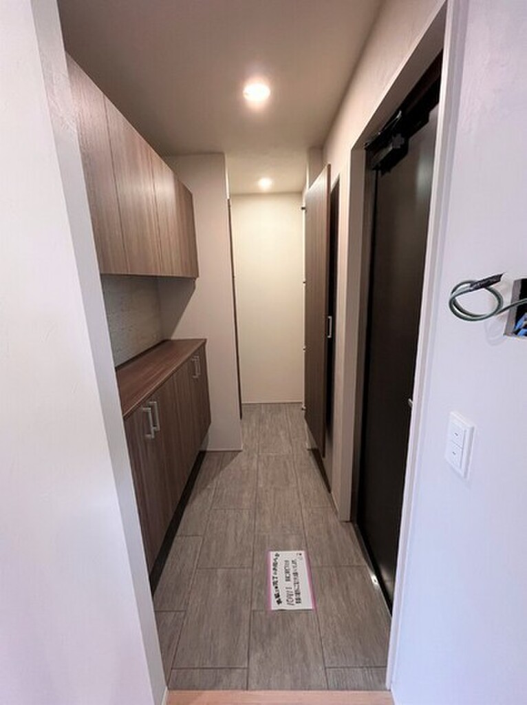 (8/22) 玄関 (8/22) 玄関