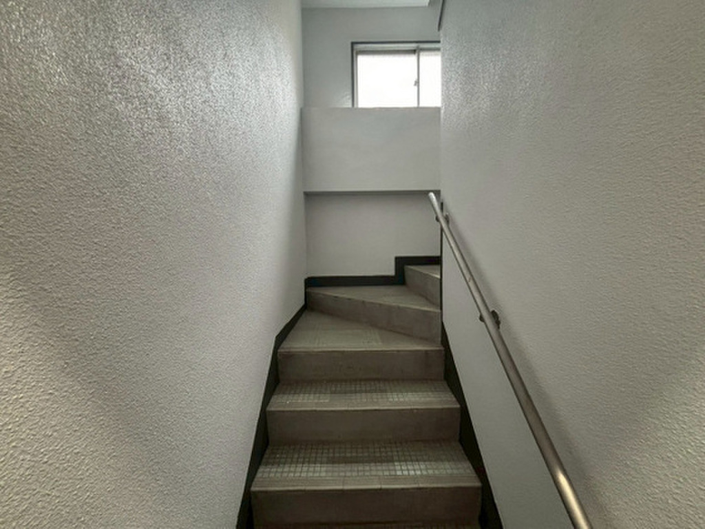 (13/20) 庭 (13/20) 庭