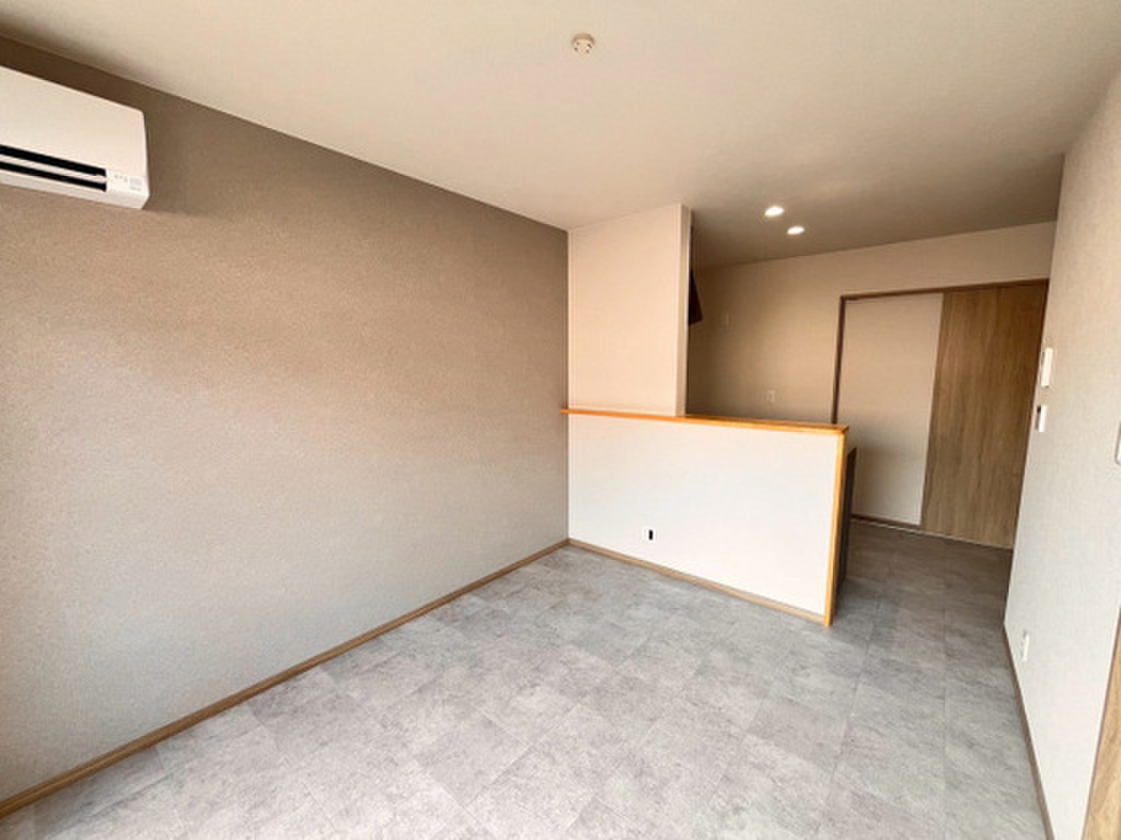 (16/23) 居室・リビング