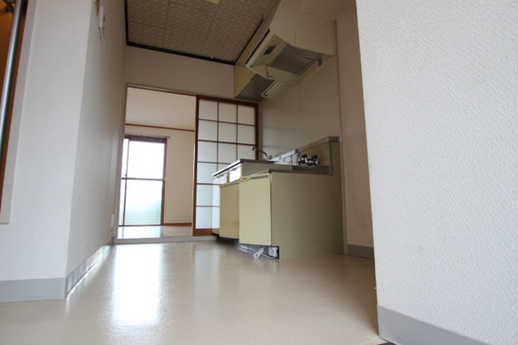 (8/20) ※別部屋の写真です (8/20) ※別部屋の写真です