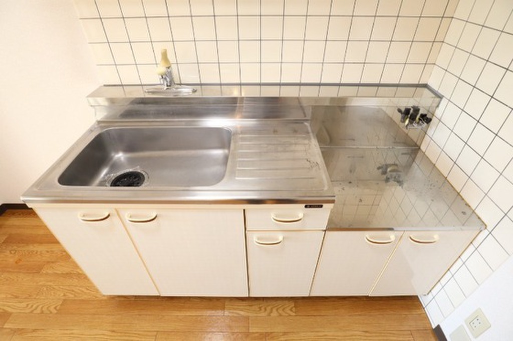 (13/22) キッチン