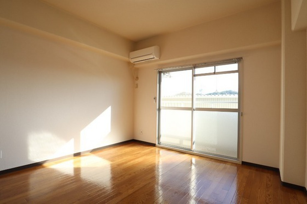 (2/22) 居室・リビング