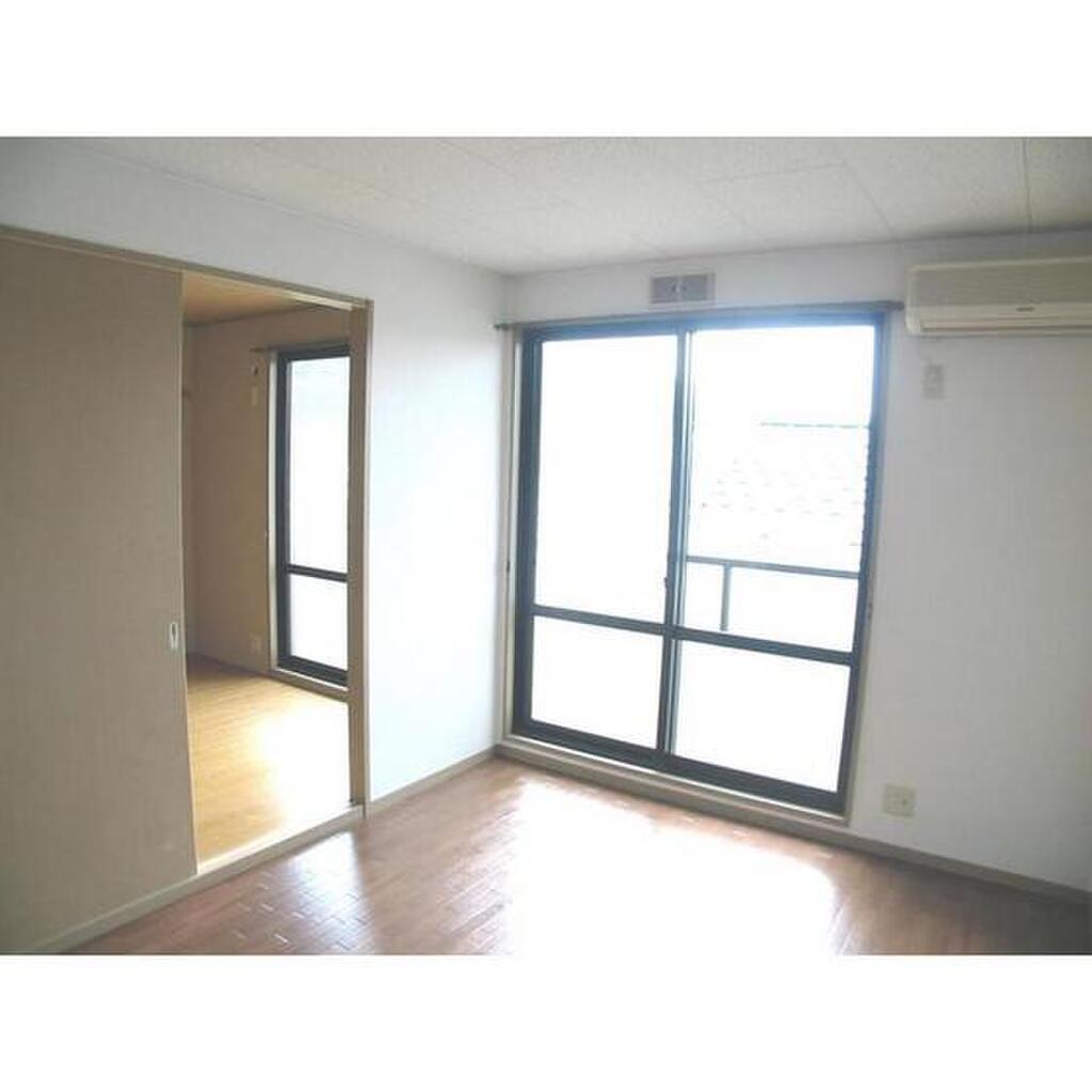 (2/11) 居室・リビング