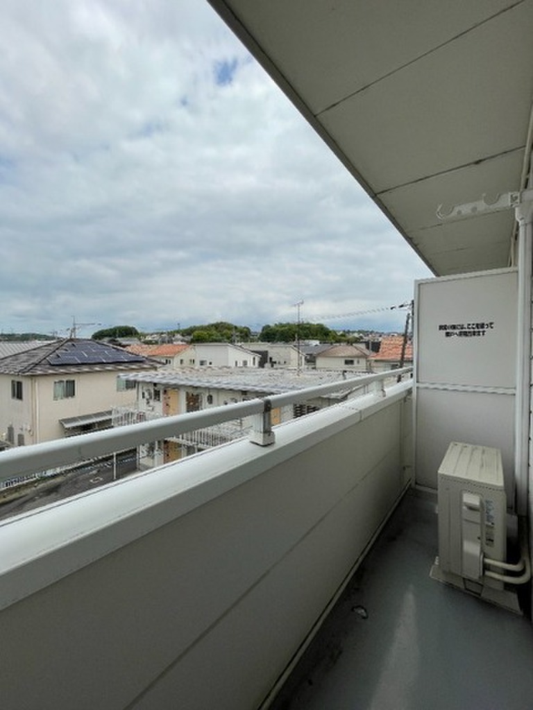 (8/21) バルコニー (8/21) バルコニー