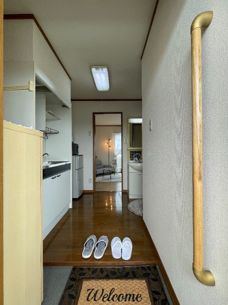 (9/21) 玄関 (9/21) 玄関