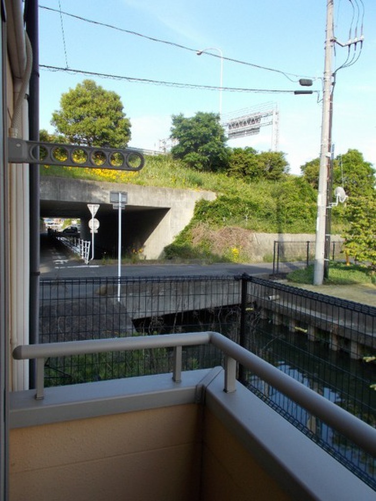 (13/16) バルコニー
