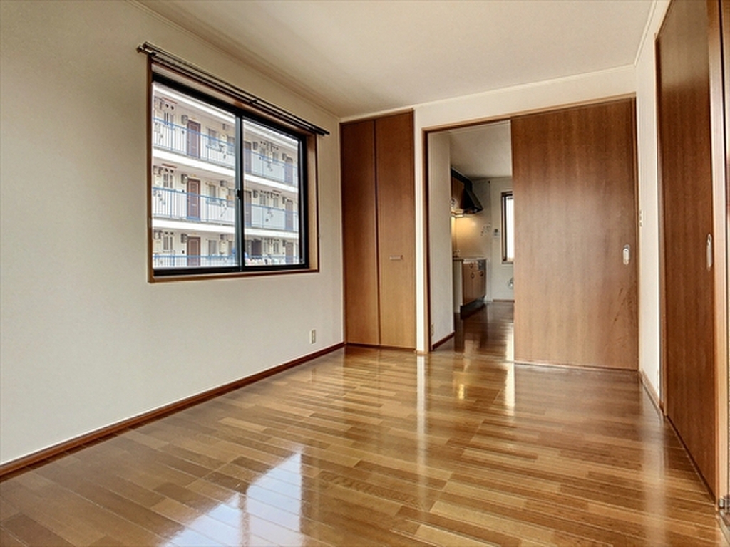 (2/24) 居室・リビング (2/24) 居室・リビング