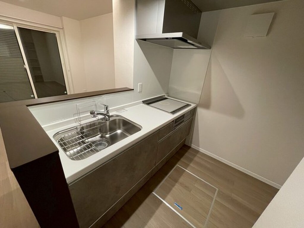 (16/23) キッチン