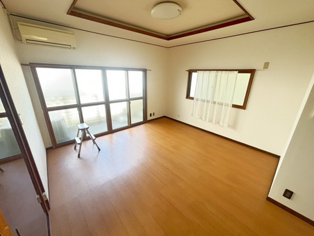 (2/21) 居室・リビング (2/21) 居室・リビング