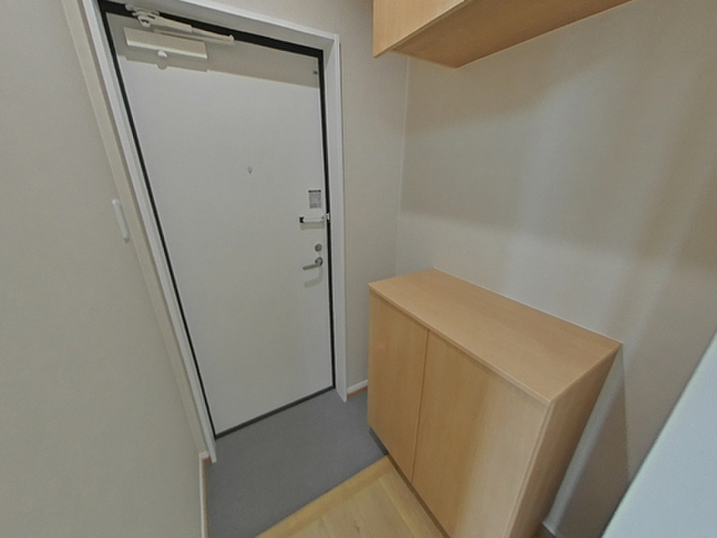 (11/22) 玄関 (11/22) 玄関