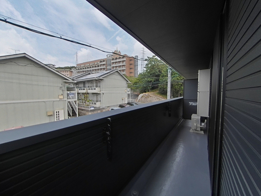 (8/22) バルコニー (8/22) バルコニー
