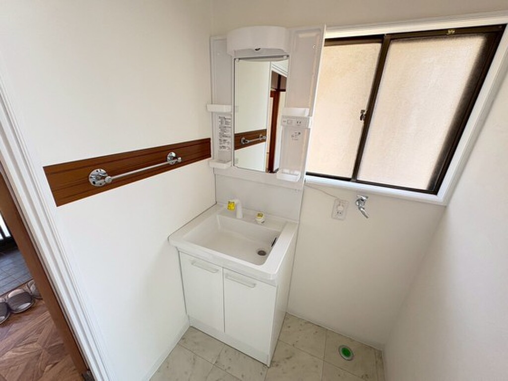 (6/18) 洗面所 (6/18) 洗面所