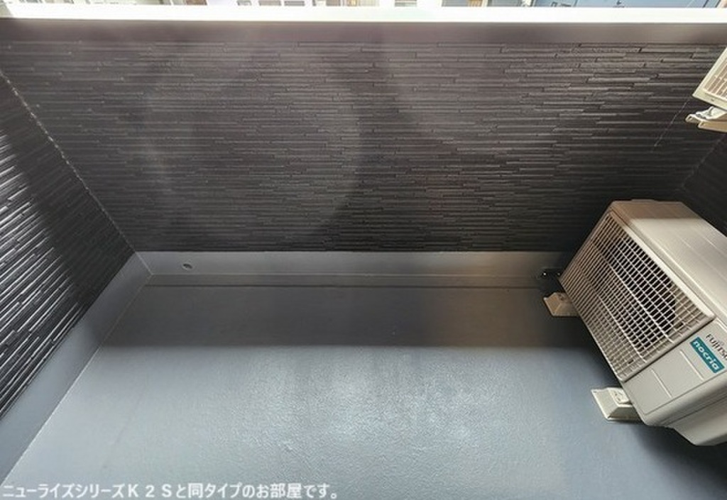 (12/18) バルコニー