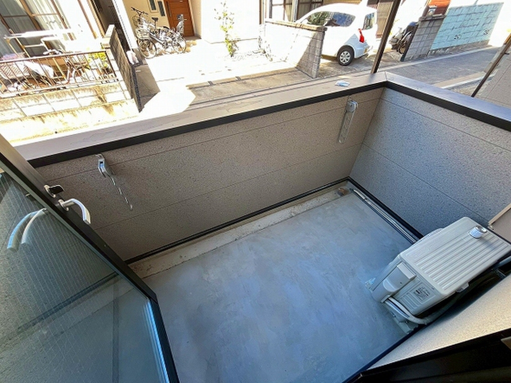 (11/21) バルコニー