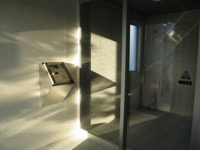 OMOTO-ROOT BLD.