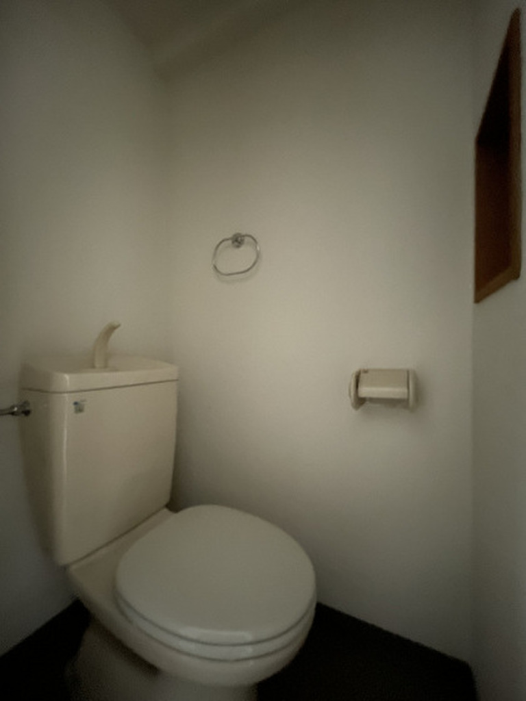 (5/20) トイレ (5/20) トイレ