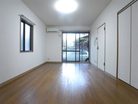 小川マンション