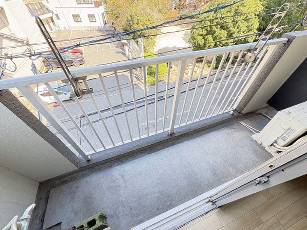 (7/21) バルコニー