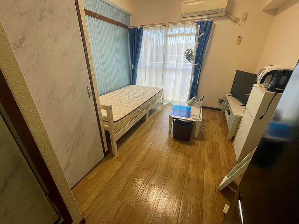 エールマンスリー舟入 1Rの室内