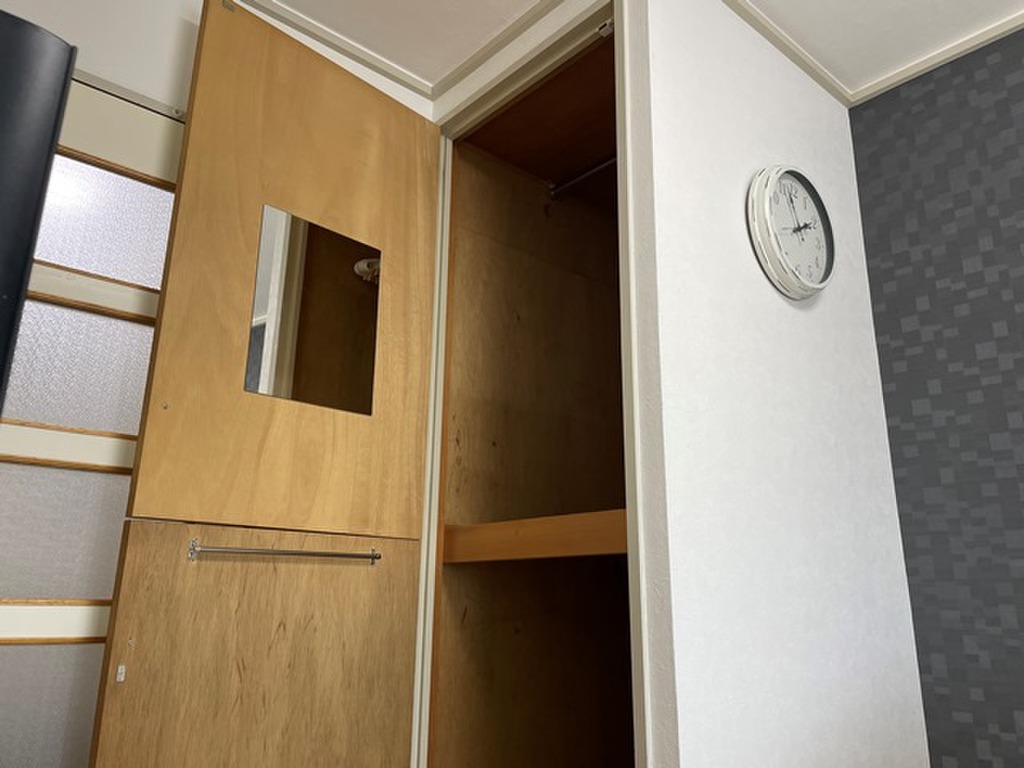 エールマンスリー観音 1K 収納