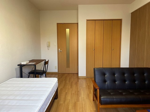 エールマンスリー矢賀駅前 1K 居室・リビング