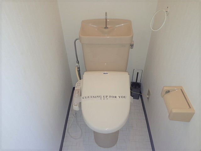 エールマンスリー東白島 壱番館 1K トイレ