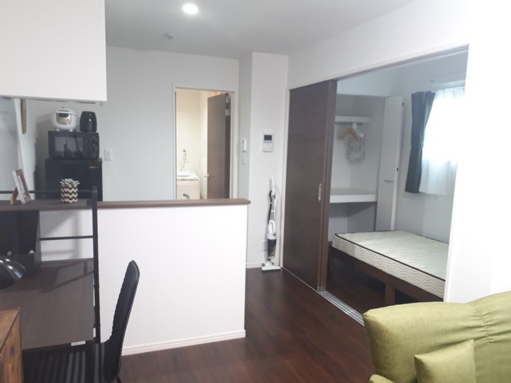 エールマンスリー向洋駅前 1LDKの室内