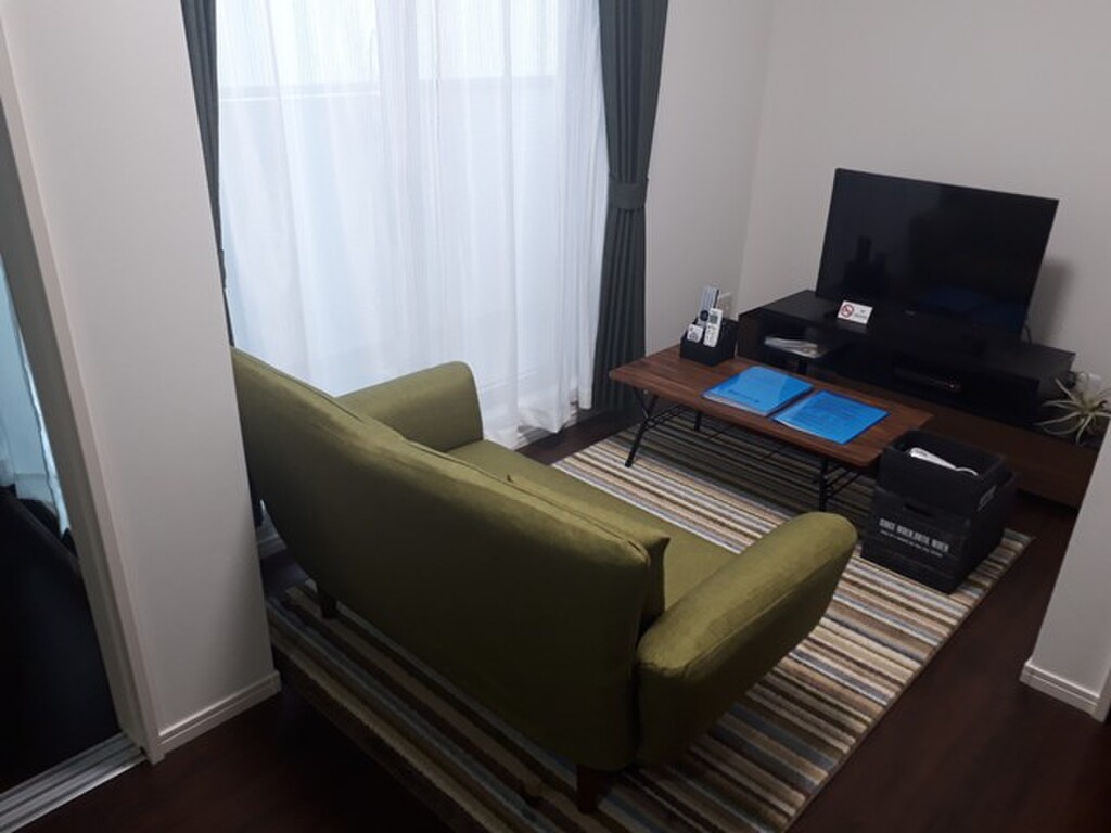 エールマンスリー向洋駅前 1LDK 居室・リビング