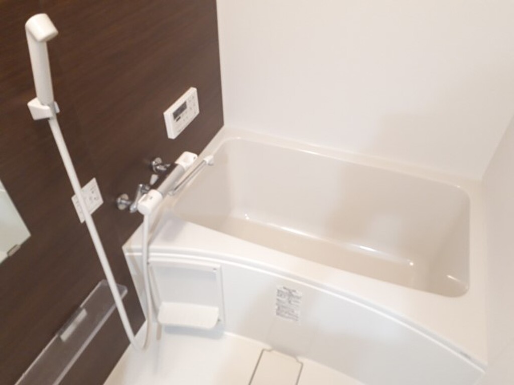 エールマンスリー向洋駅前 1LDK バス