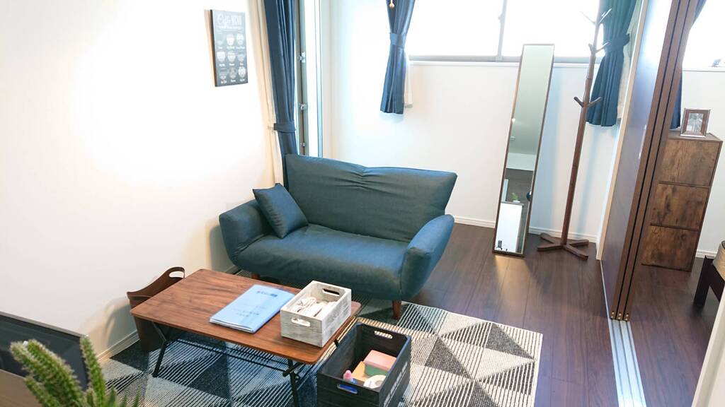 エールマンスリー向洋駅前 1LDK 居室・リビング