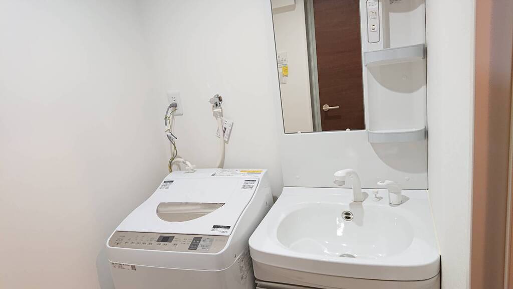 エールマンスリー向洋駅前 1LDK 洗面所
