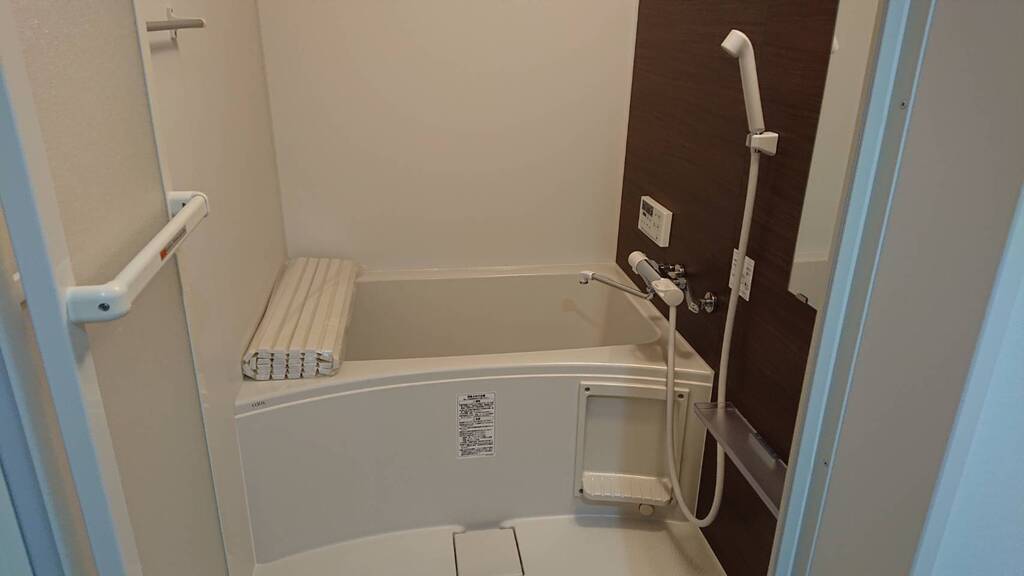 エールマンスリー向洋駅前 1LDK バス