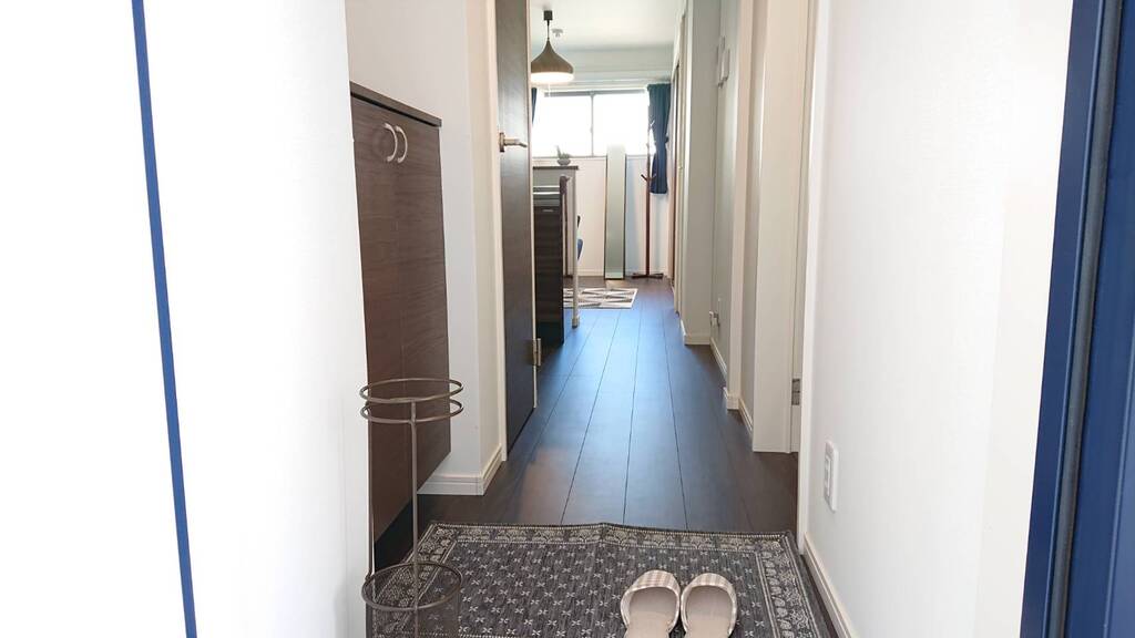 エールマンスリー向洋駅前 1LDK 玄関