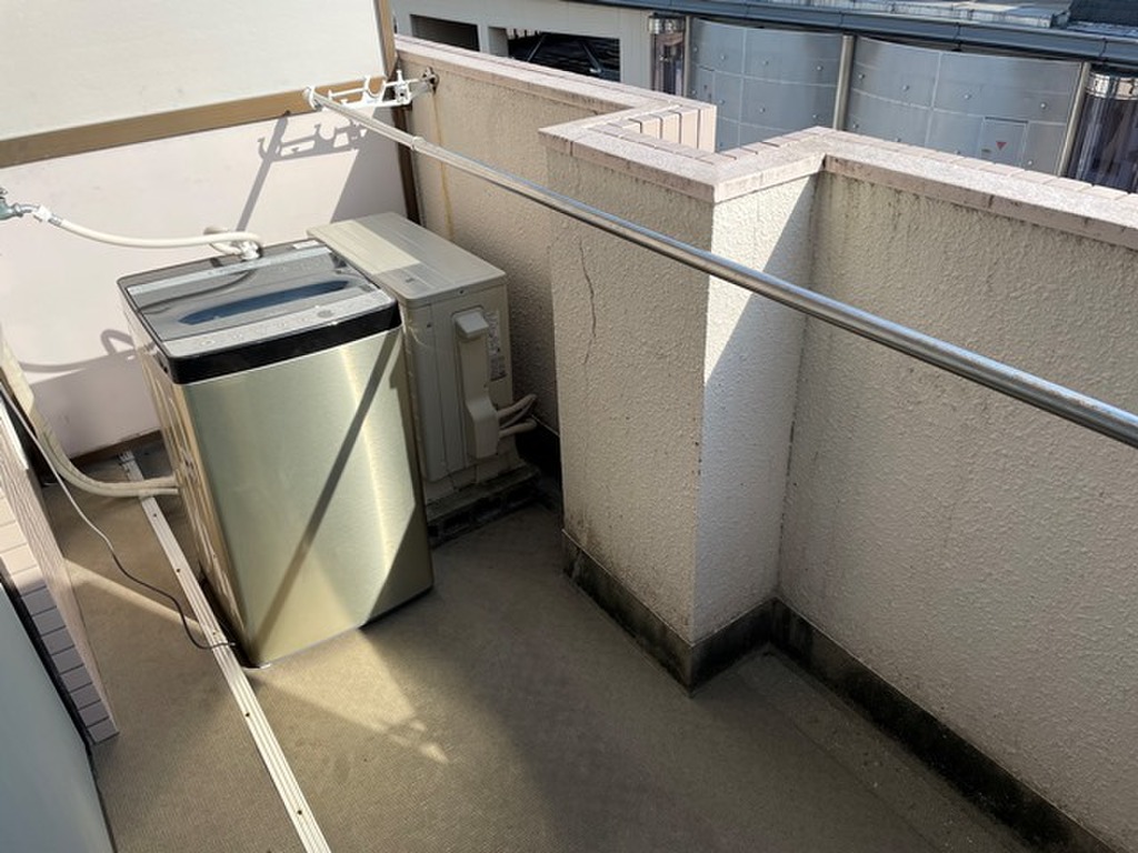 エールマンスリー舟入 1R バルコニー