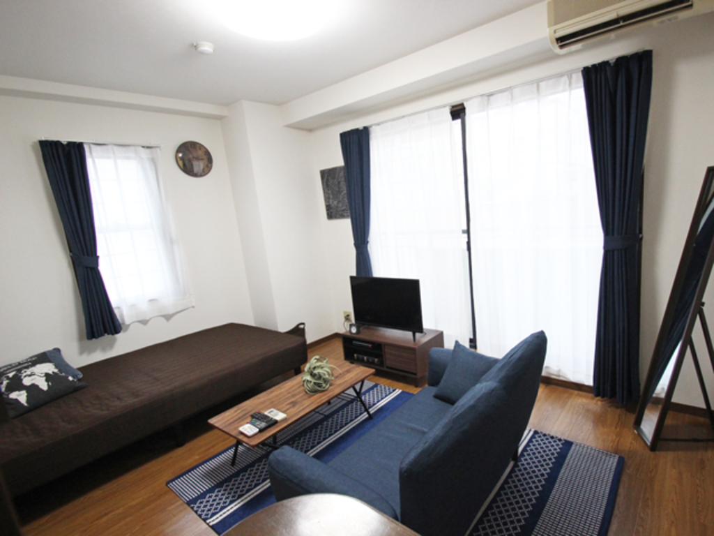 エールマンスリー紙屋町 1K 居室・リビング