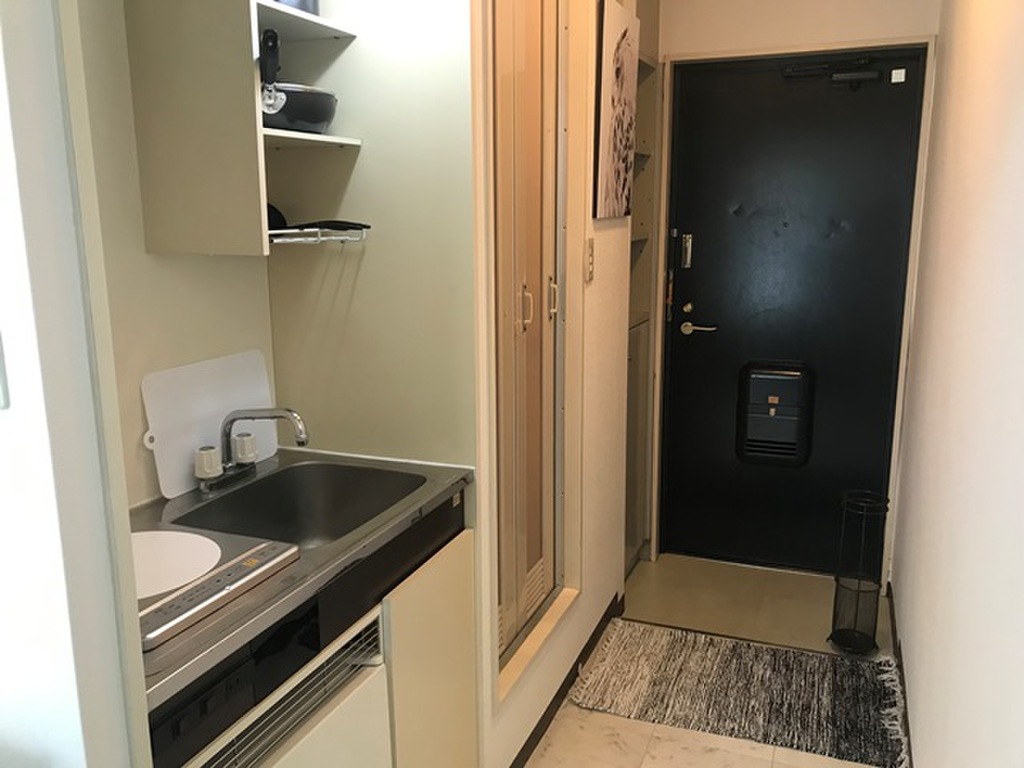 エールマンスリー十日市 1R 玄関