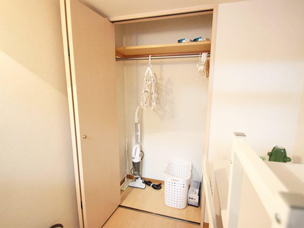 エールマンスリー幟町　参番館 1R 収納