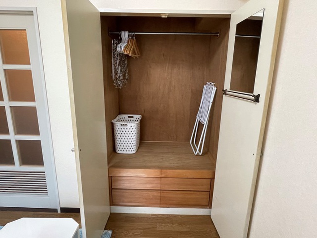 エールマンスリー天神川駅 1K 収納