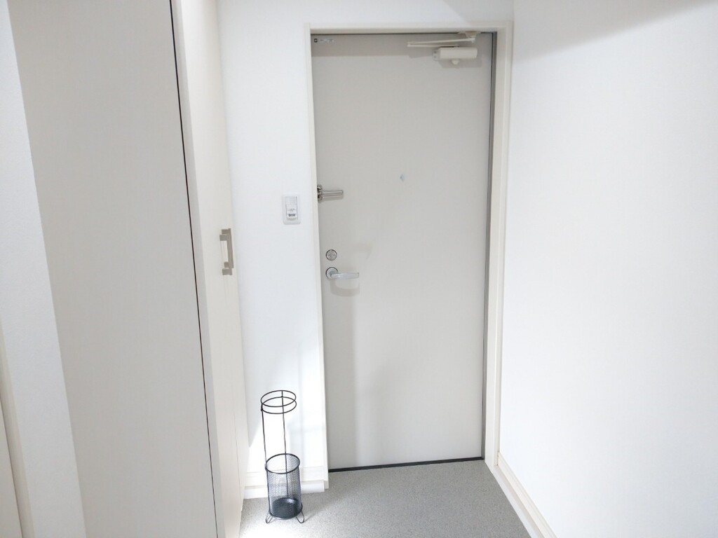 エールマンスリー廿日市駅前 1K 玄関