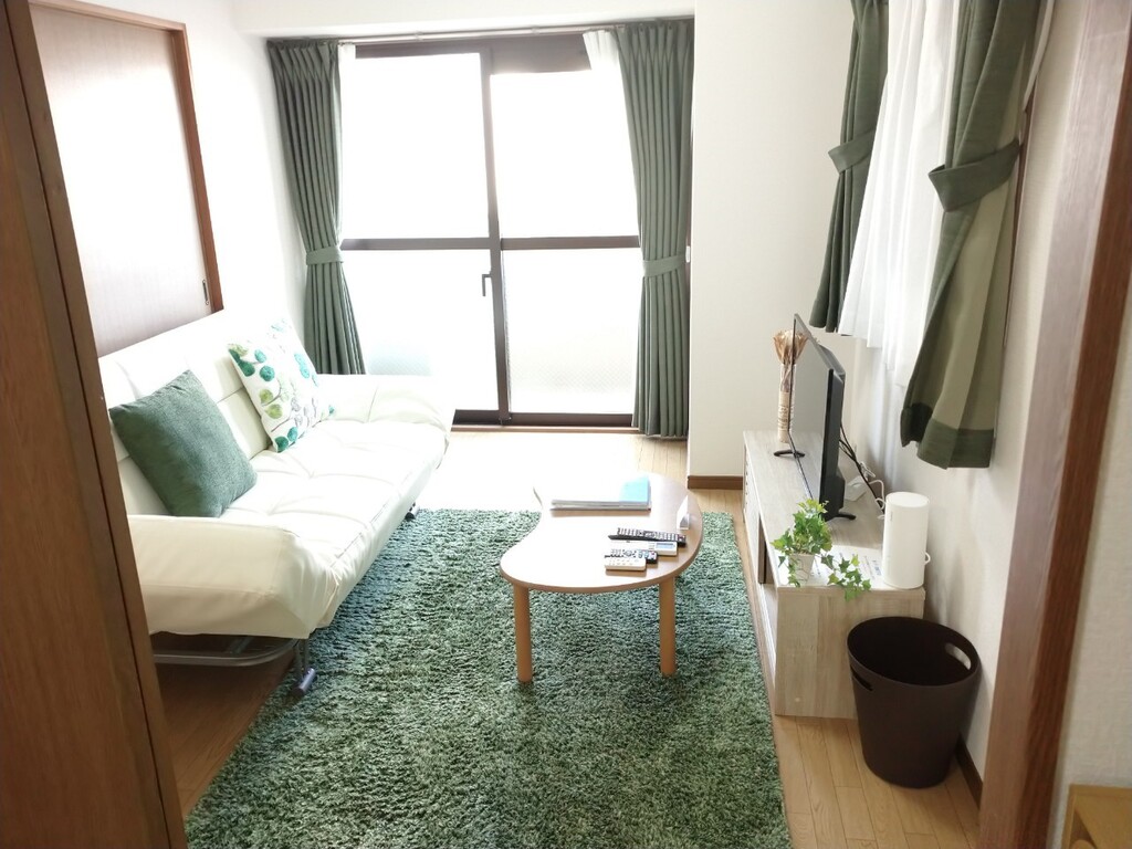 エールマンスリー段原 壱番館 2LDKの室内