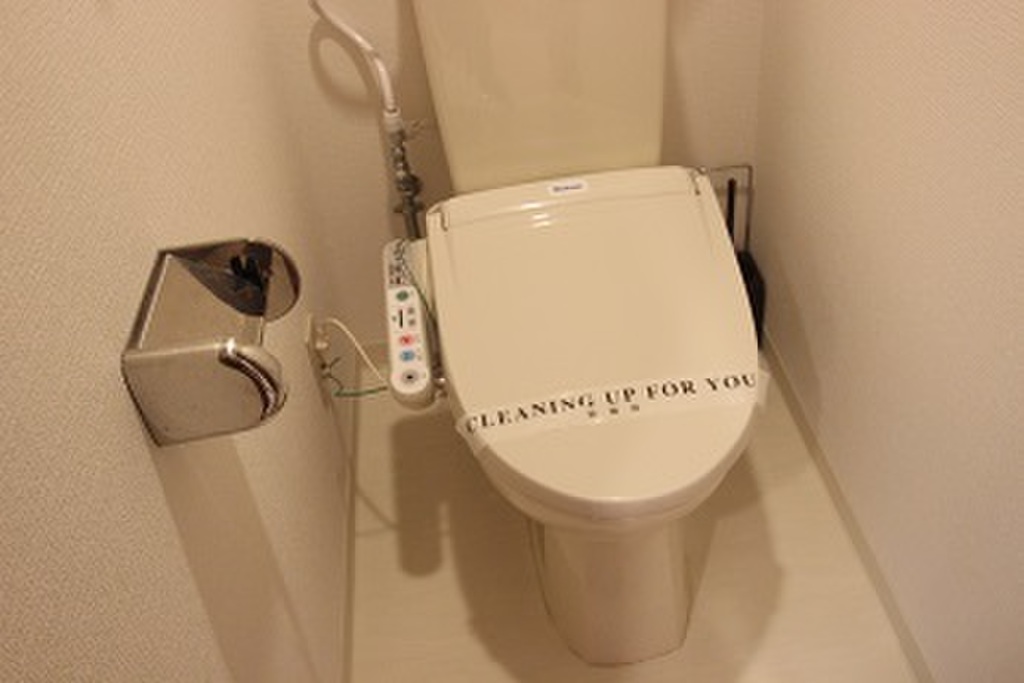 エールマンスリー平和公園西 1K トイレ