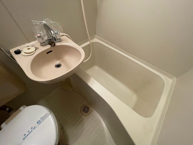 エールマンスリー牛田 1R バス