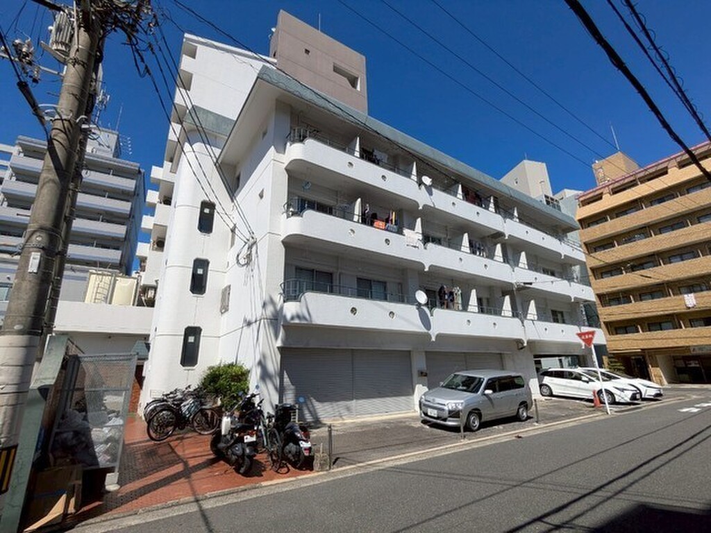 Perfect for Students, Couples, or Room Sharing!