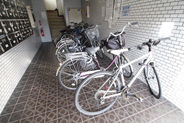 エールマンスリー広島駅北五番館 1K 通路