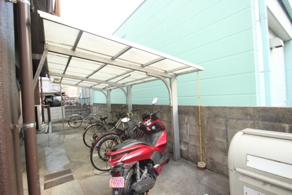 (16/26) 駐輪場 (16/26) 駐輪場