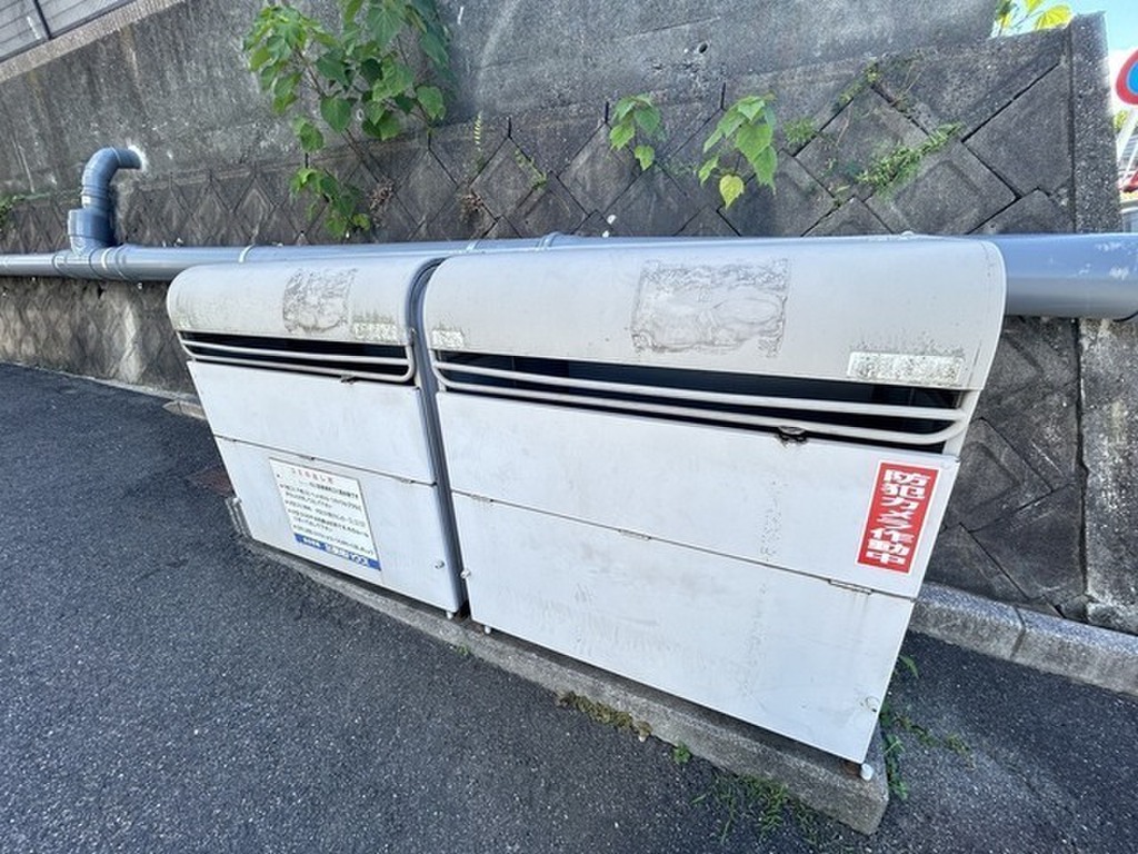 (18/26) ゴミ捨て場