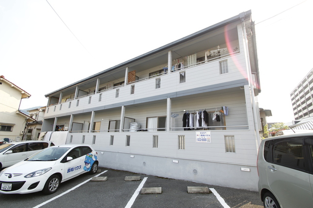 ☆人気エリア上安☆駐車場1台付き3DK のお手頃物件です♪