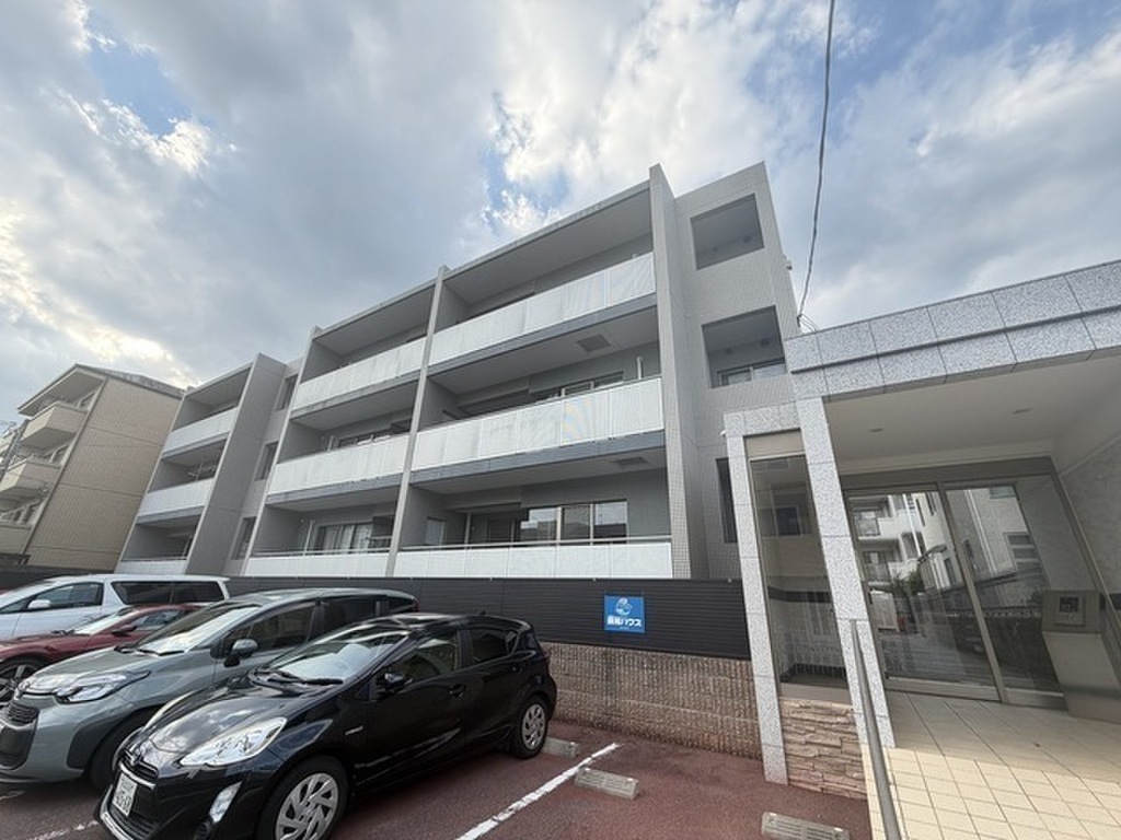 ☆庚午エリア☆ファミリーにおすすめ☆駐車場付き☆広々3LDK☆