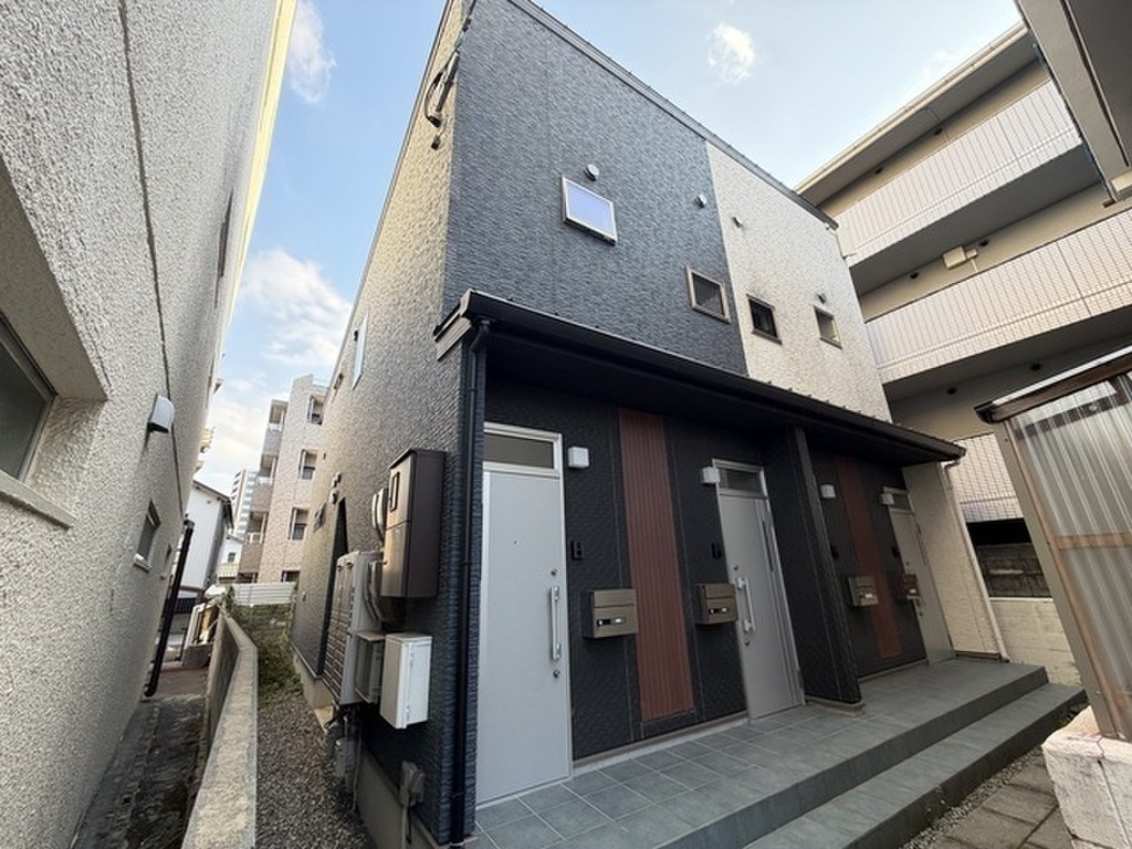 ☆庚午エリア　単身・カップル向け　築浅1LDK  ☆